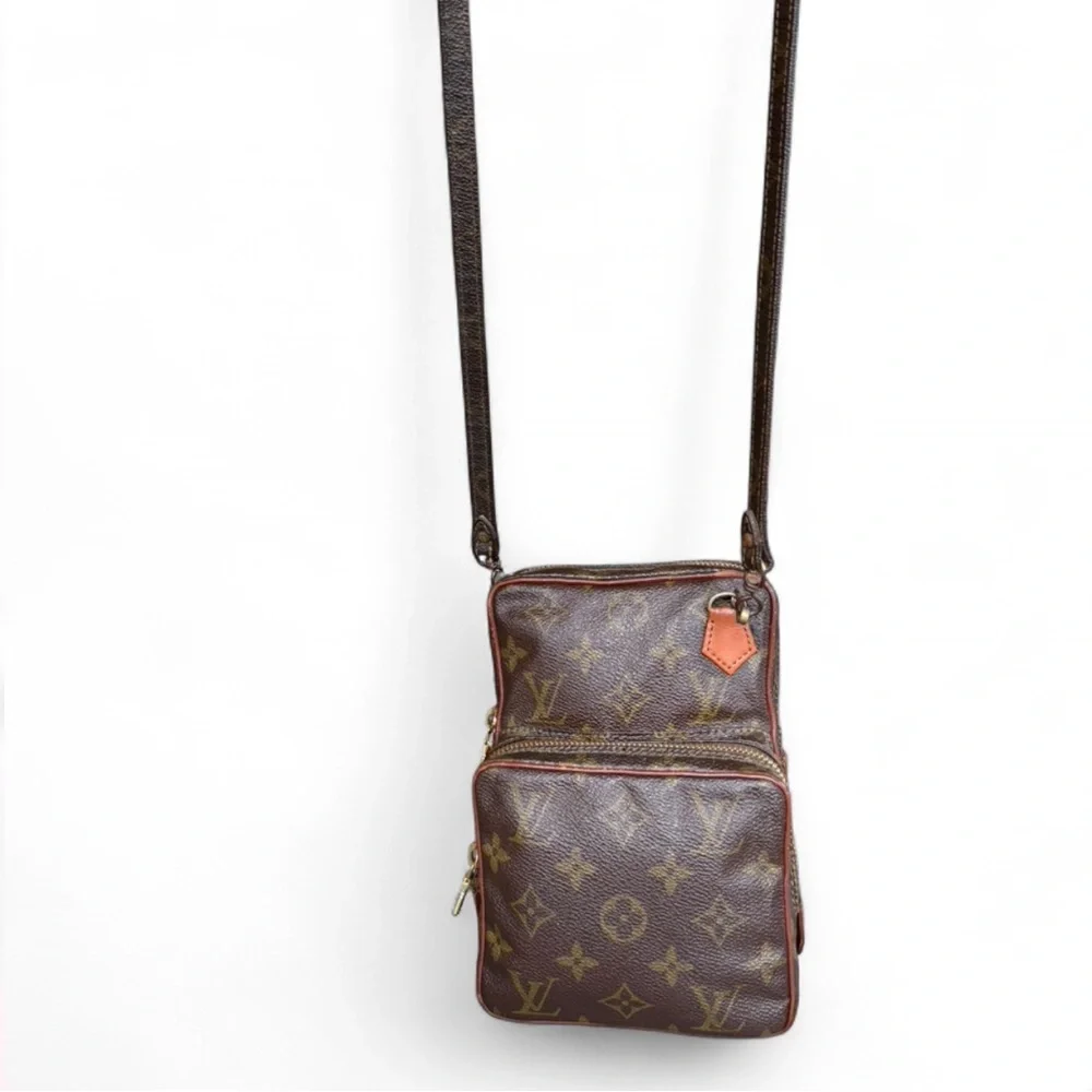 Louis Vuitton Monogram Vintage Amazone Bag